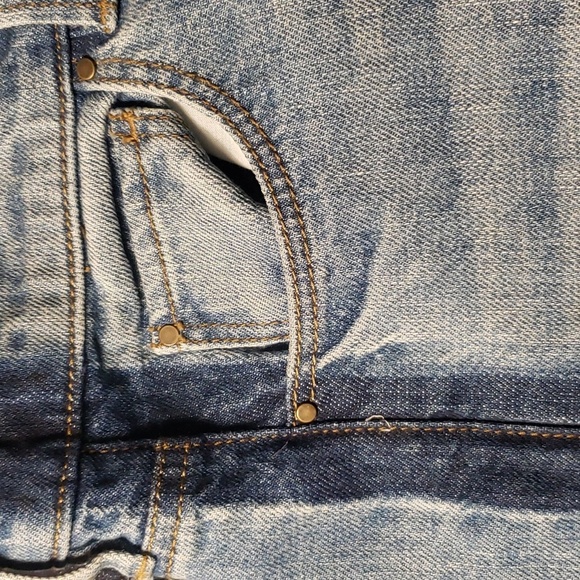 Ann Taylor The Girlfriend Low Rise - Picture 8 of 8